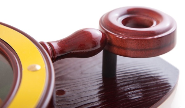 Часы настенные "Якорь" 40 см x 61 см, деревянные